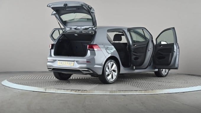 2023 Volkswagen Golf