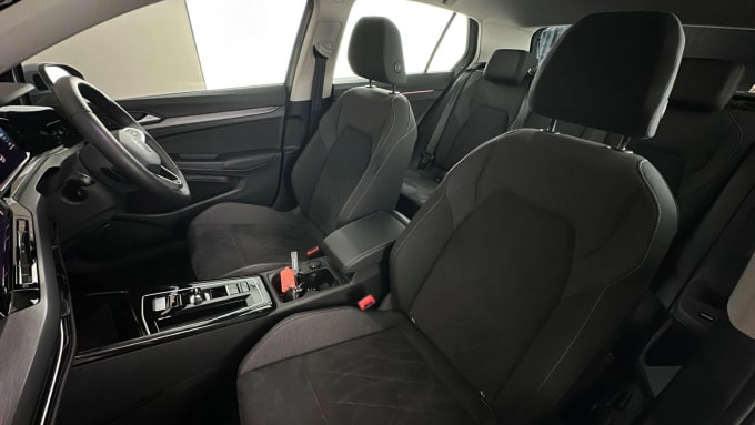 2023 Volkswagen Golf