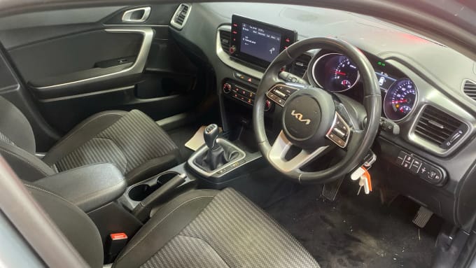 2023 Kia Ceed