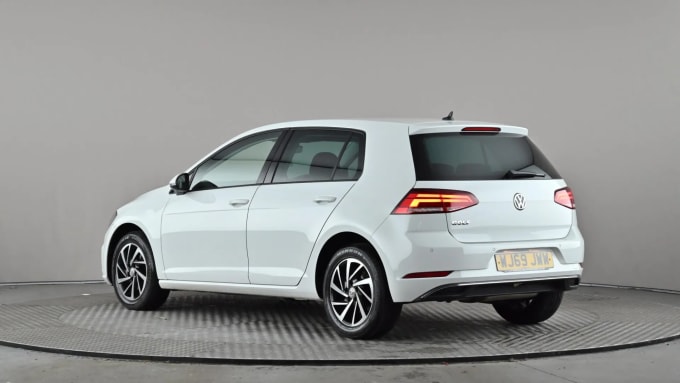 2019 Volkswagen Golf