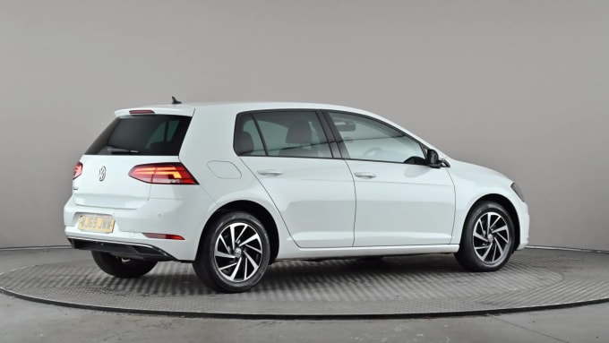 2019 Volkswagen Golf