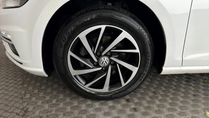 2019 Volkswagen Golf