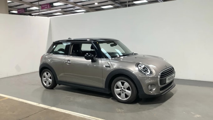 2019 Mini Hatch