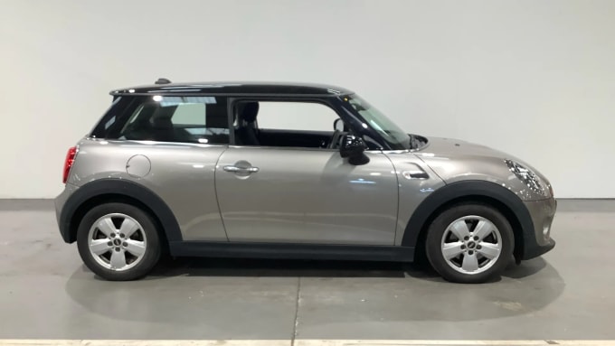 2019 Mini Hatch