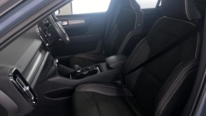 2021 Volvo Xc40