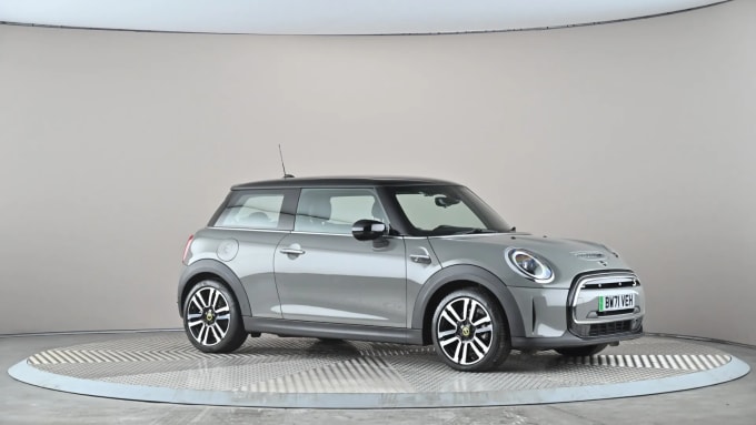 2021 Mini Hatch