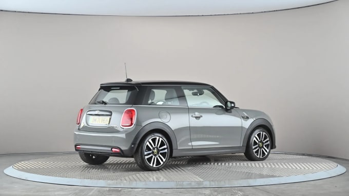 2021 Mini Hatch