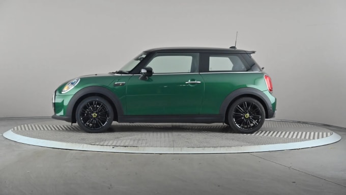 2022 Mini Hatch