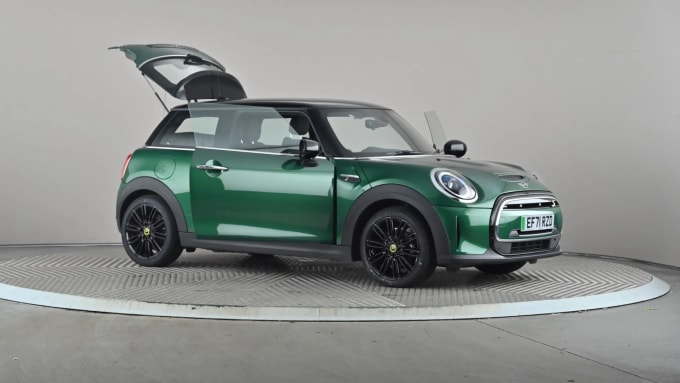2022 Mini Hatch