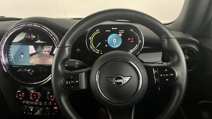 2022 Mini Hatch