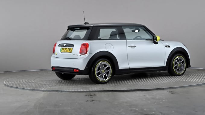 2022 Mini Hatch