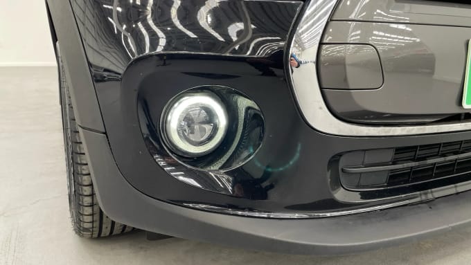 2021 Mini Hatch