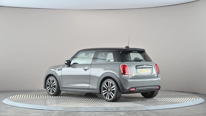 2021 Mini Hatch