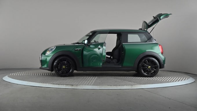 2022 Mini Hatch
