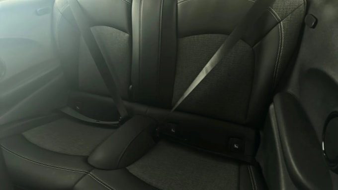 2022 Mini Hatch