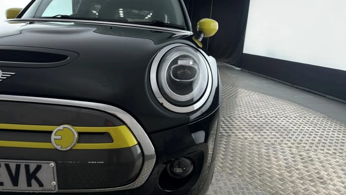 2020 Mini Hatch