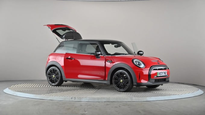 2022 Mini Hatch