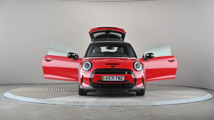 2022 Mini Hatch