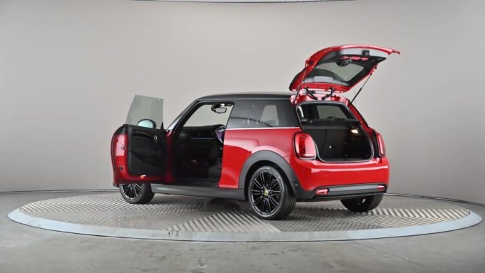 2022 Mini Hatch