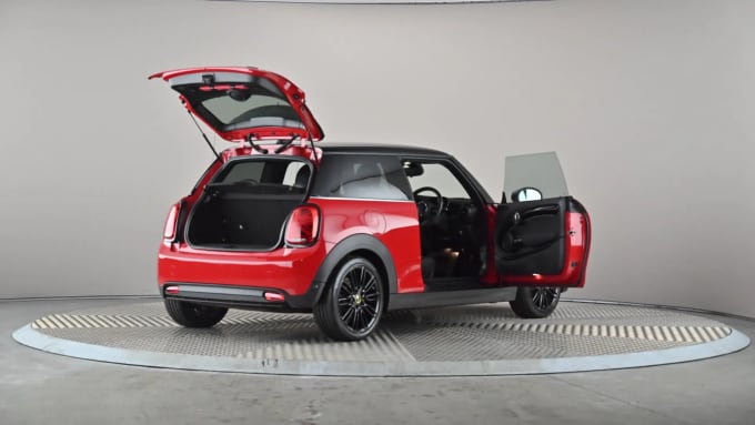 2022 Mini Hatch