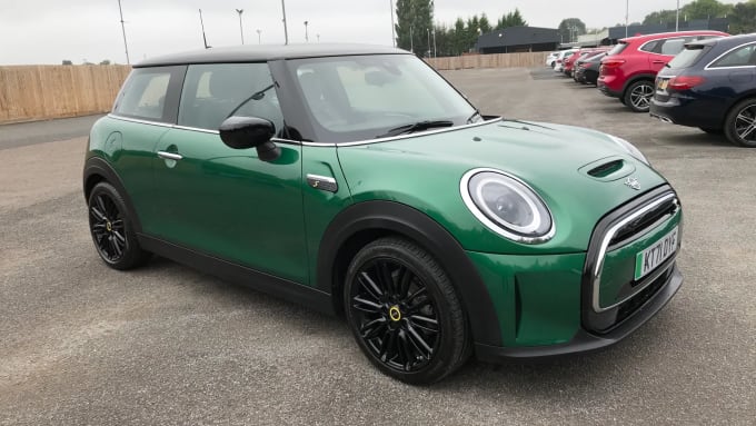 2021 Mini Hatch