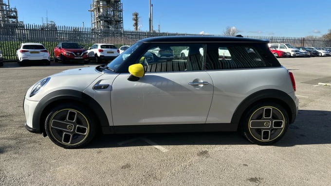 2021 Mini Hatch