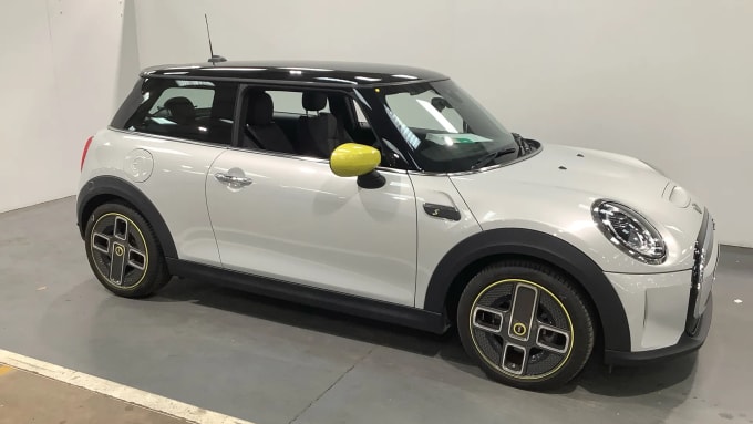 2021 Mini Hatch