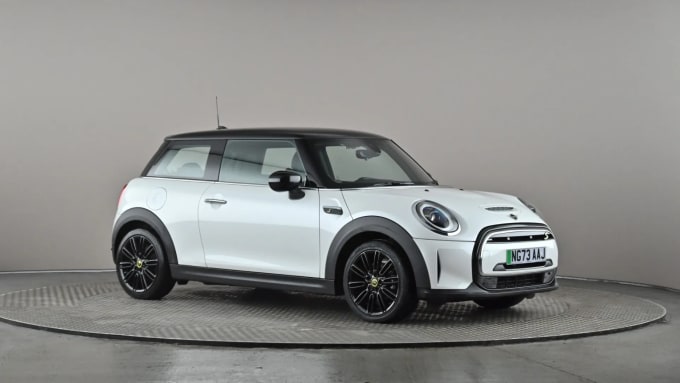 2023 Mini Hatch