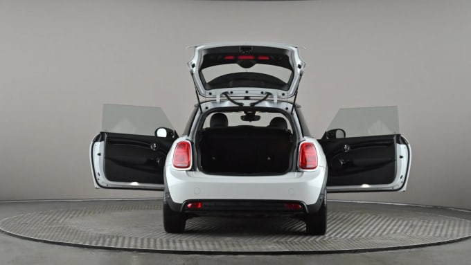 2023 Mini Hatch