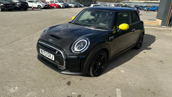 2022 Mini Hatch