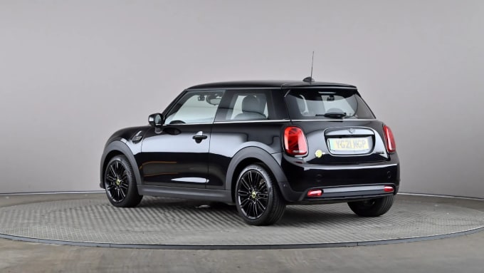 2021 Mini Hatch