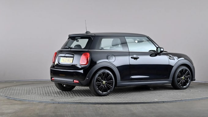 2021 Mini Hatch