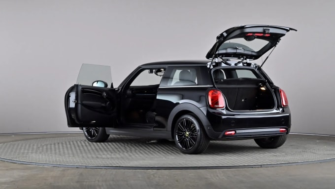 2021 Mini Hatch