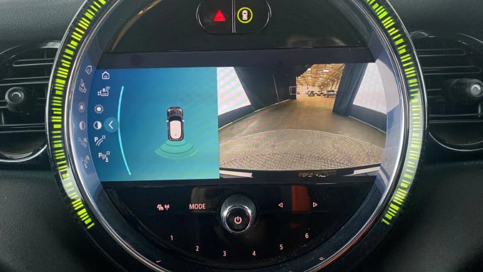 2021 Mini Hatch