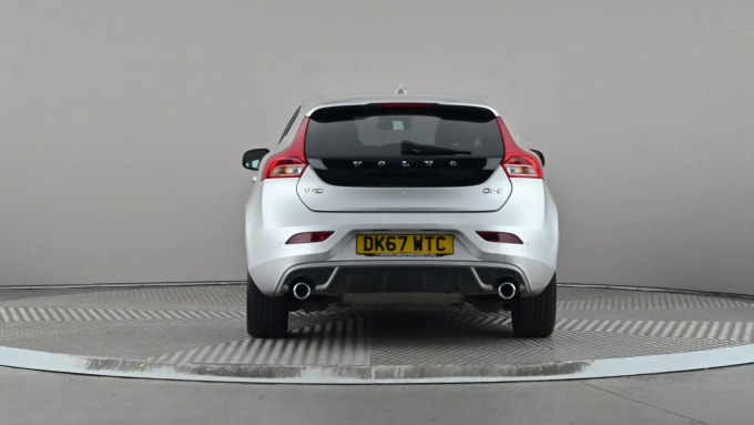 2017 Volvo V40