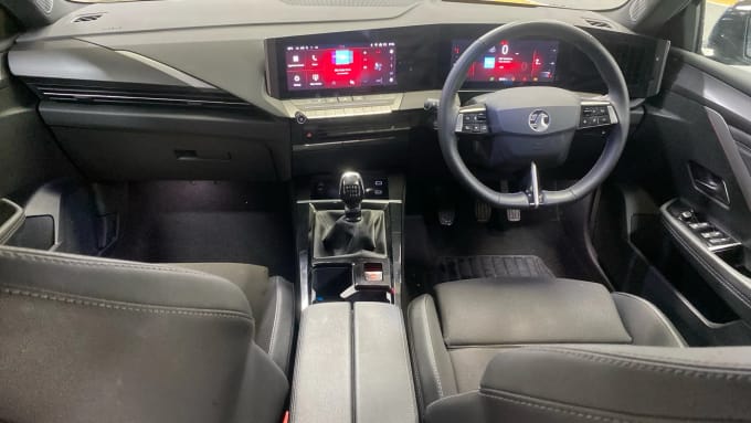 2024 Vauxhall Astra