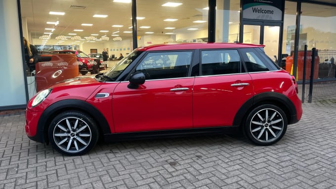 2018 Mini Hatch