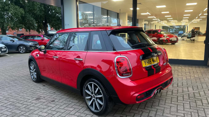 2018 Mini Hatch