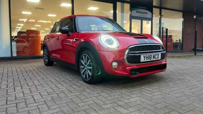 2018 Mini Hatch