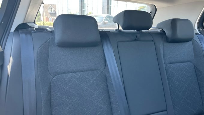 2022 Volkswagen Golf
