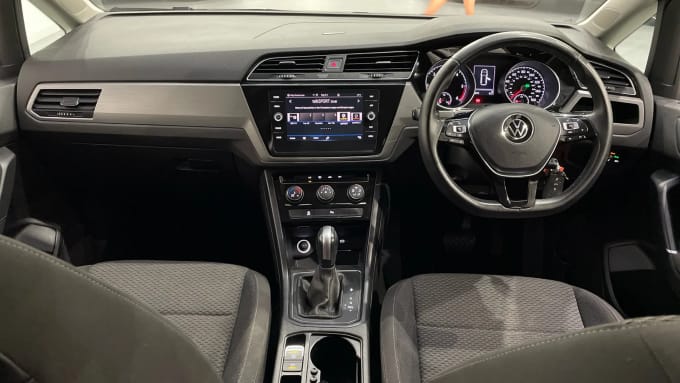 2021 Volkswagen Touran