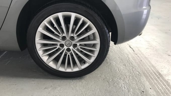 2018 Vauxhall Astra