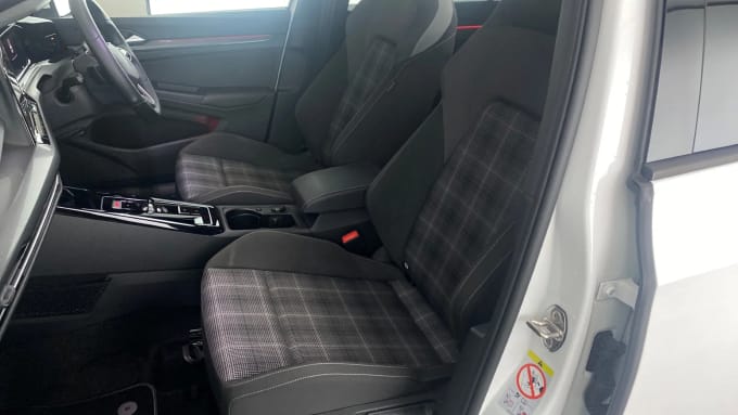 2023 Volkswagen Golf