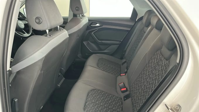 2021 Audi A1