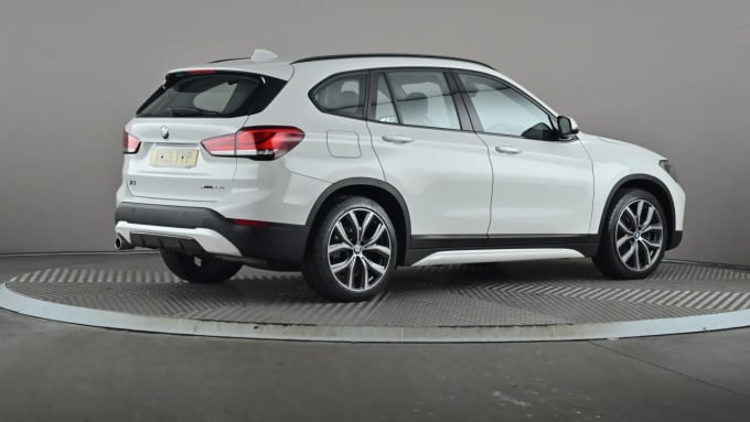 2021 BMW X1