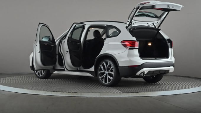 2021 BMW X1