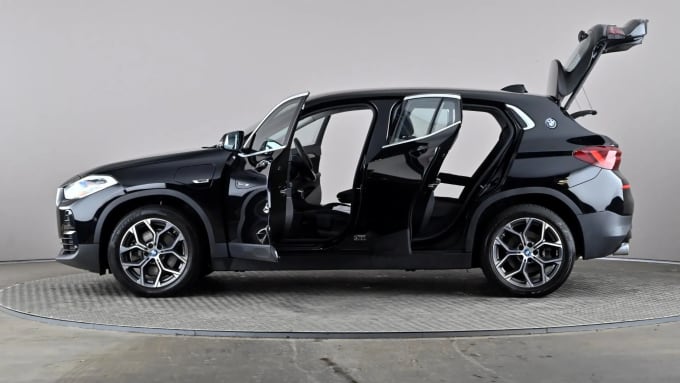 2023 BMW X2