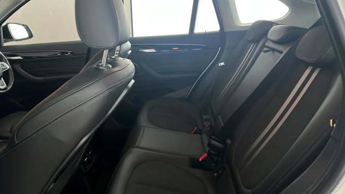 2021 BMW X1