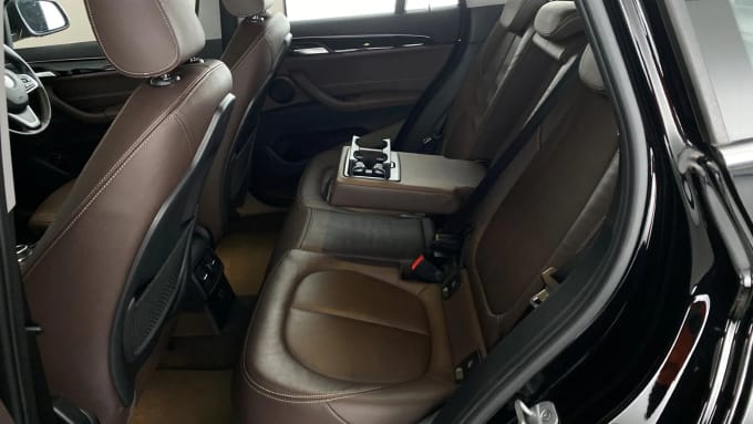 2021 BMW X1
