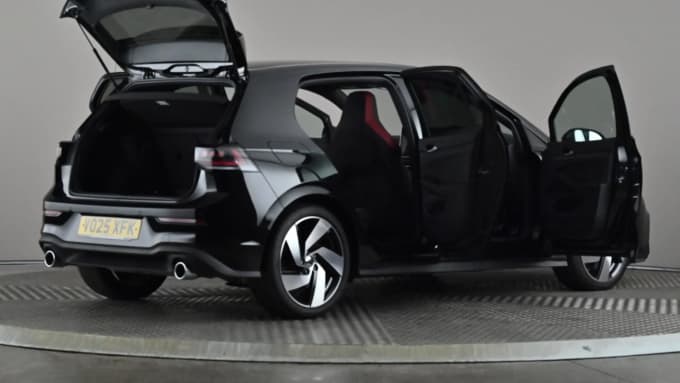 2025 Volkswagen Golf